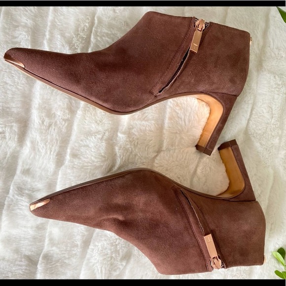 Ted Baker London Leiyla Flat Heel Booties - Picture 2 of 13